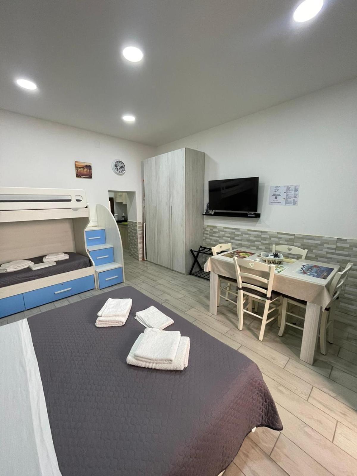 Casa Vacanze Luisa Naples Extérieur photo